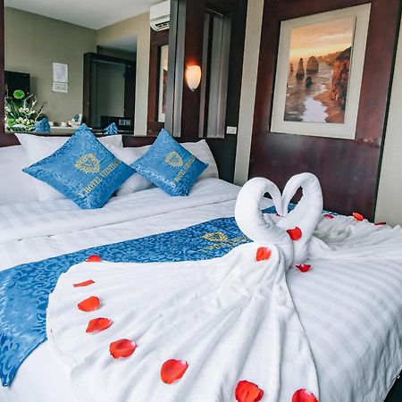 V Hotel Вьентьян Экстерьер фото