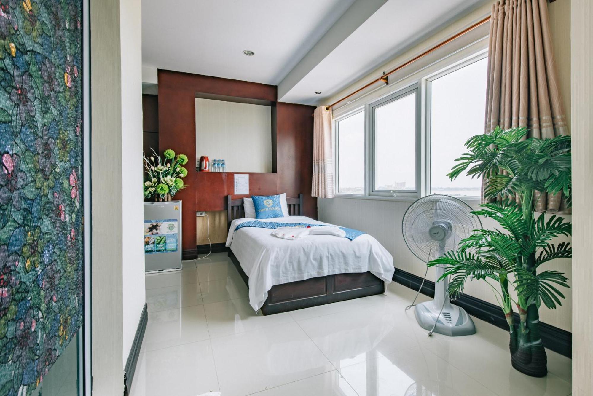 V Hotel Вьентьян Экстерьер фото