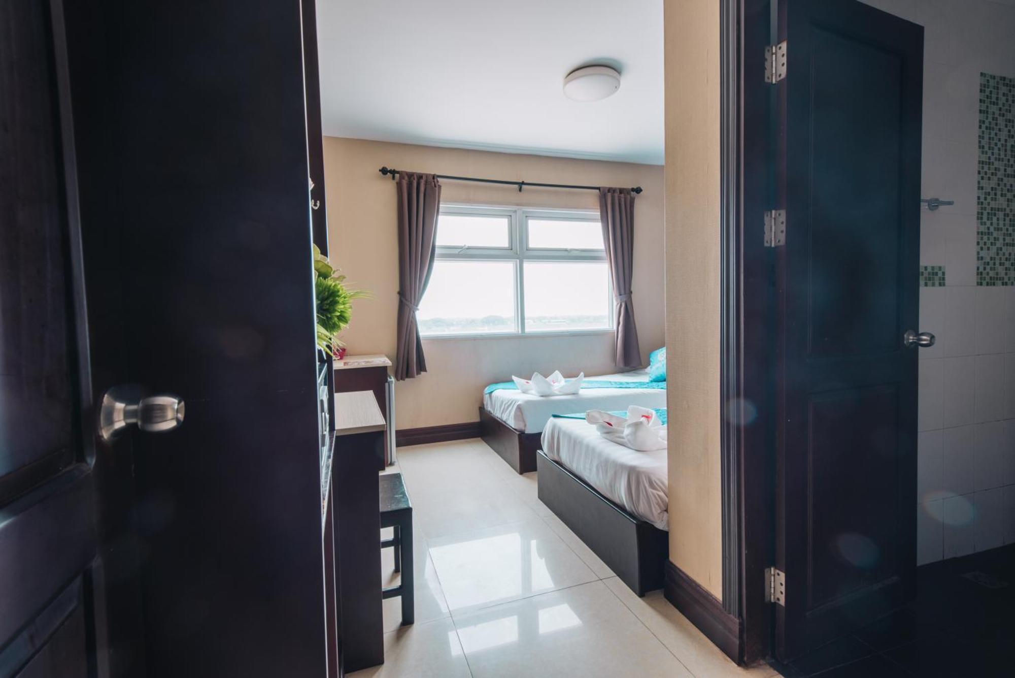 V Hotel Вьентьян Экстерьер фото
