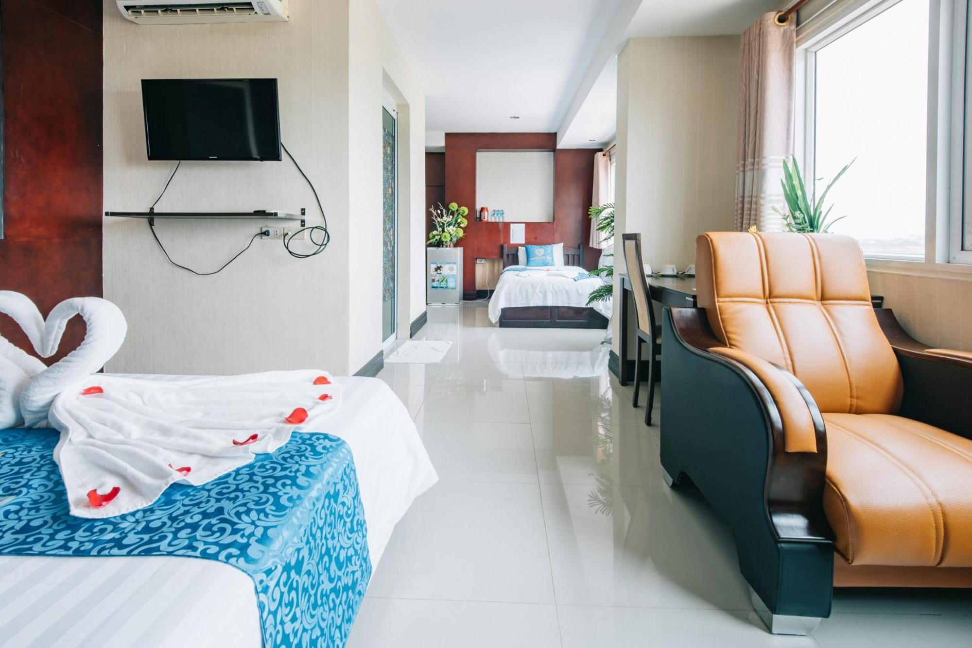 V Hotel Вьентьян Экстерьер фото