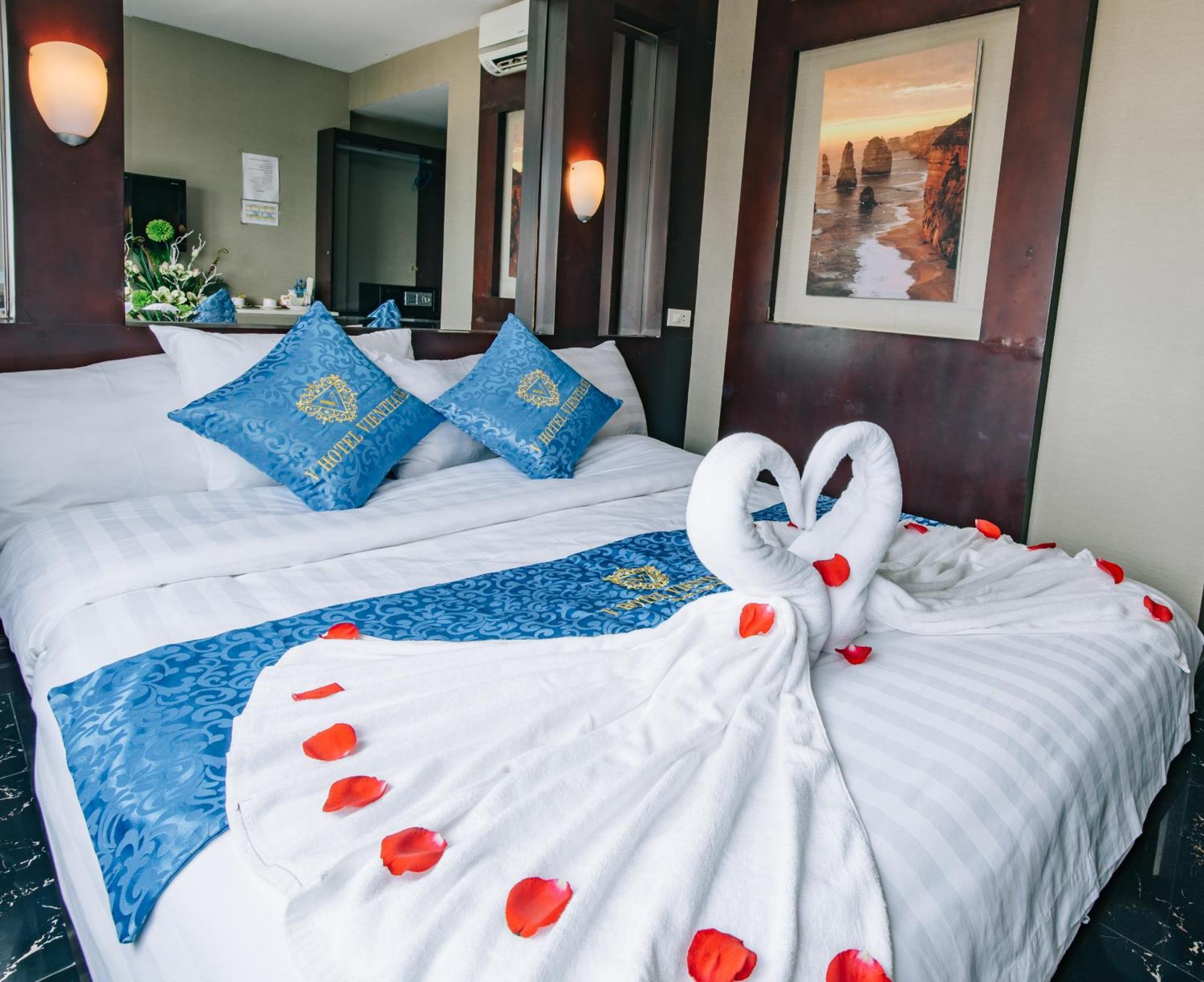 V Hotel Вьентьян Экстерьер фото